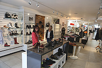 Logo der Firma Shoes and more